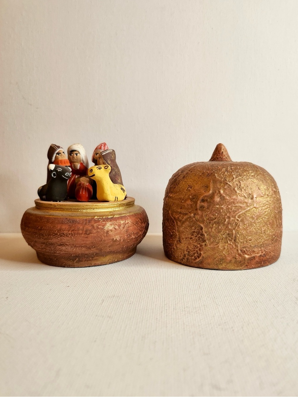 Handcrafted Brown & Gold Clay Nativity Covered Box Pedestal Display Unique 5.5”
